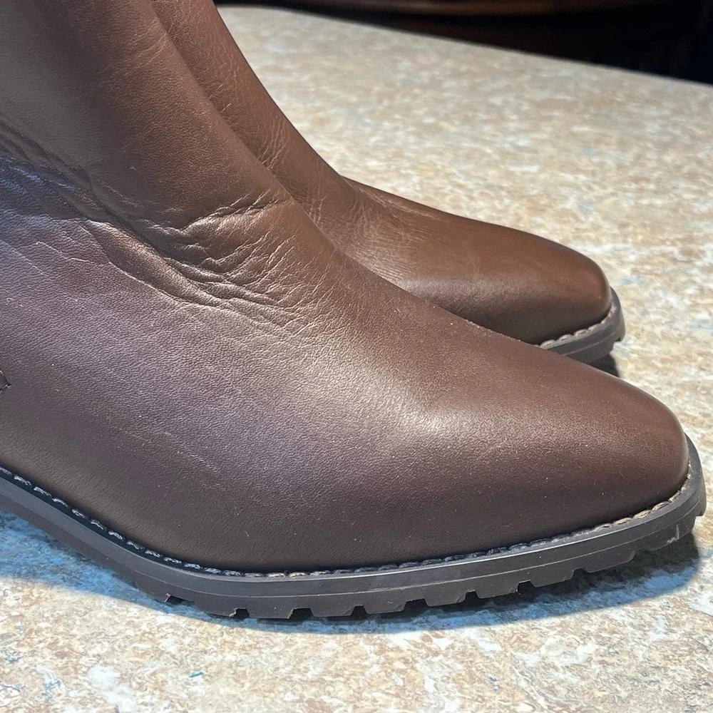 Blondo Women's Brown Samara Waterproof Classic Stacked Heel Booties Size 9.5 - Picture 9 of 10